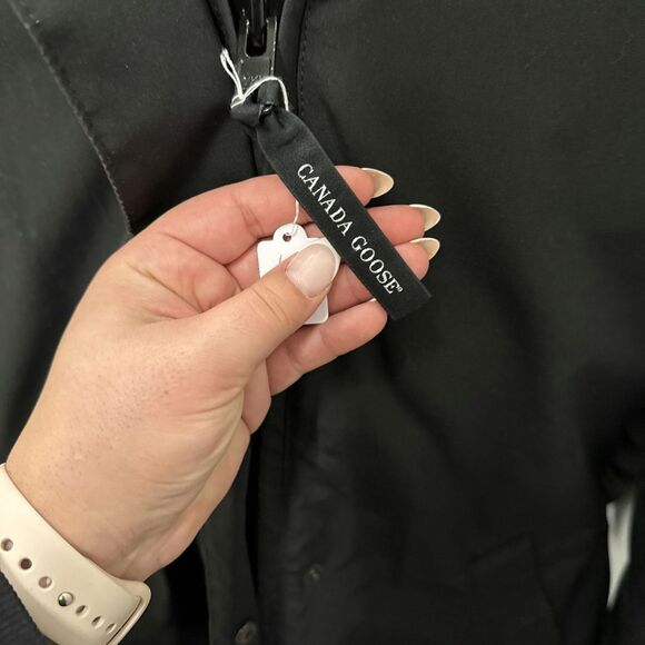 Canada Goose Jacket - Picture 2 of 11